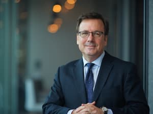 investor-search funding-opportunity venture-capital professional-photo