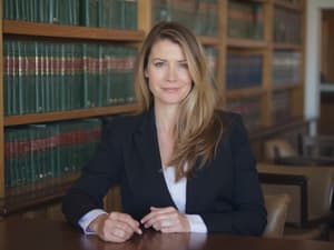 legal-options case-possibilities law-solutions professional-photo people