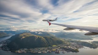 Prawda o lotach do Bergen: Czego nikt ci nie powie