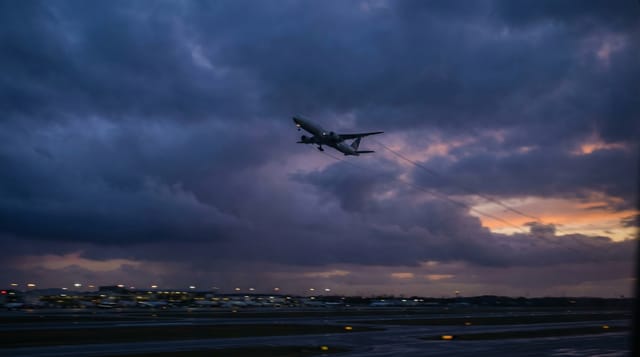 Inteligentna wyszukiwarka lotów