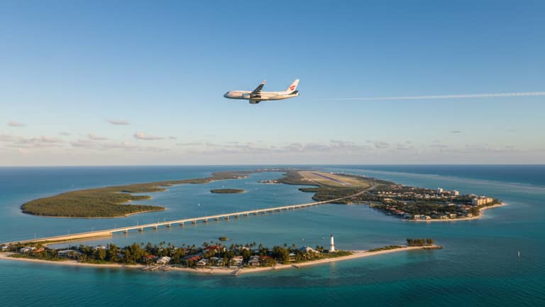 Flights to Key West: Real Costs, Risks and Smarter Routes—What Travelers Need to Know