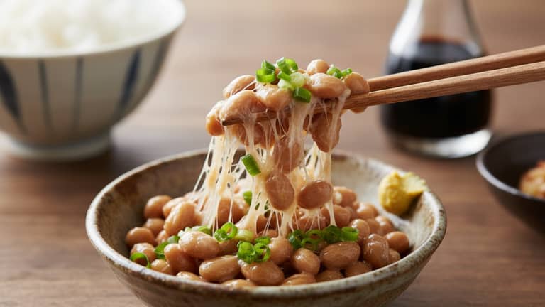Natto kontra polskie kiszonki: cudowne superfood czy marketing?