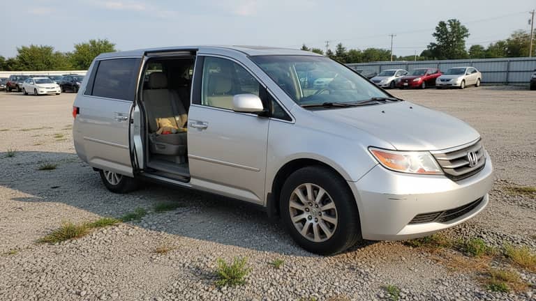 11 Ways to Avoid Problems When Buying a Used Minivan