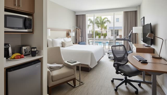 Extended Stay Amenities: Enhancing Comfort for Long-Term Travelers