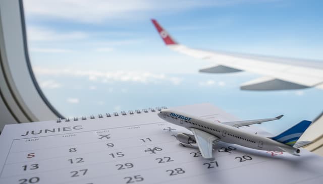 Loty czerwiec: przewodnik po najlepszych ofertach i terminach