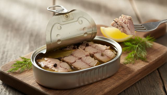 Makrela w puszce: praktyczny przewodnik po zakupie i zastosowaniu