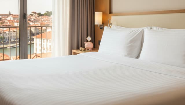 Noclegi z najlepszą ceną: praktyczny przewodnik po oszczędzaniu