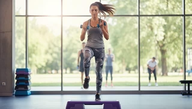 Step do aerobiku: praktyczny przewodnik dla początkujących