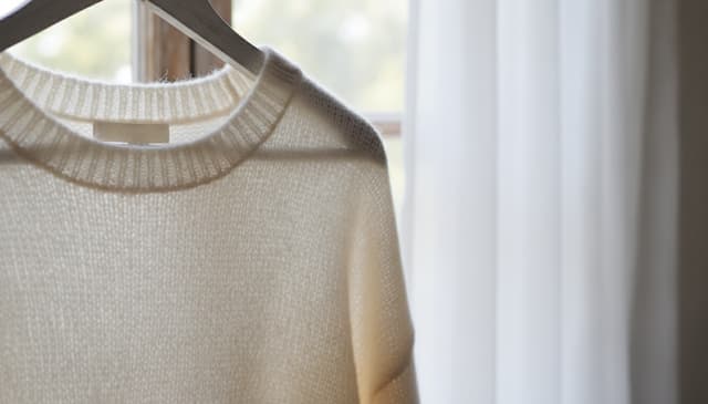 Sweter kaszmirowy: praktyczny przewodnik po luksusowej odzieży
