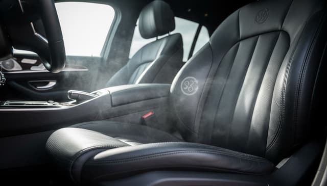 Wentylacja siedzeń: praktyczny przewodnik po komfortowej jeździe