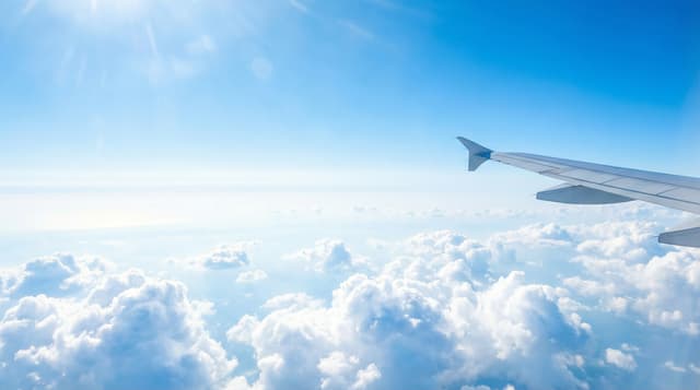 Inteligentna wyszukiwarka lotów